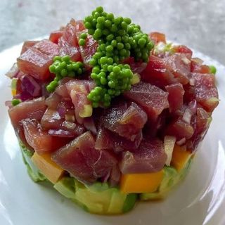 Tartar De Atún Con Aguacate