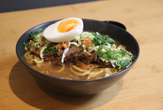 Beef Mami i Shrimp gyoza