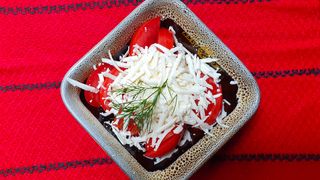 Salata de rosii cu telemea