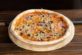 Pizza Prosciutto e Funghi Ø 32cm