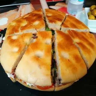 Torta Chorizo Picante (Entera)