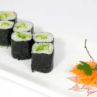 68 Kani hosomaki