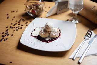 Tehéntúrós gombóc/Mini papanași