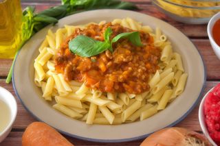 Macarrones A La Boloñesa