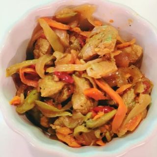 272B - Chopsuey de pollo