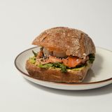 Паніні лосось - авокадо