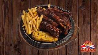 Costine di maiale in salsa BBQ