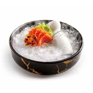 1033. Sashimi De Salmón Crudo (9 Pzs.)