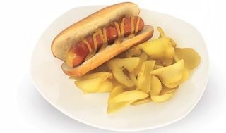 Bocadillo De Cervela Con Patatas