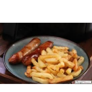 Sausage with chips 