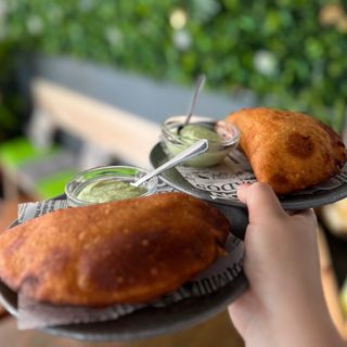 Empanadas De Queso Blanco