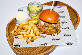 PHILLY CHEESESTEAK BURGER