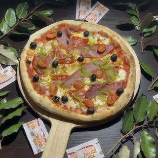 Pizza Andaluz