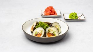 Futomaki łosoś surowy