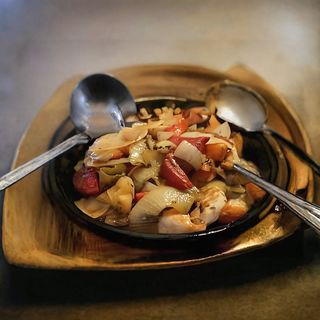 Сач с пилешко (700г)