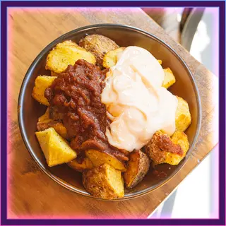 Bravas