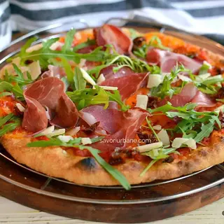 Pizza Prosciuto Crudo e Gogonzola