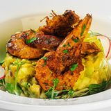 Гуакамоле с краставица, манго и сотирани  скариди 350 г 