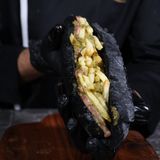 La Baguette in Black en XL