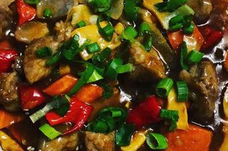 Porc sichuan aromat si usor picant