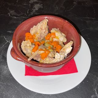 CONIGLIO ALLA CACCIATORA