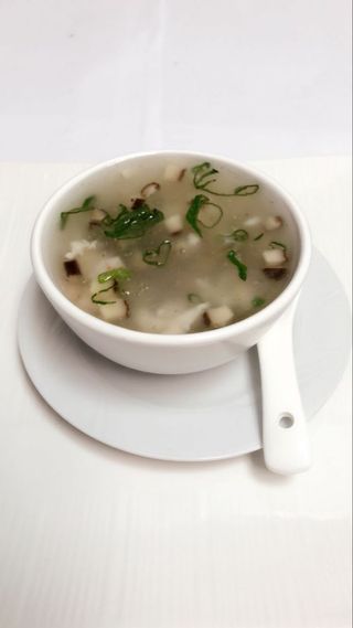 32 Zuppa casareccia 招牌汤