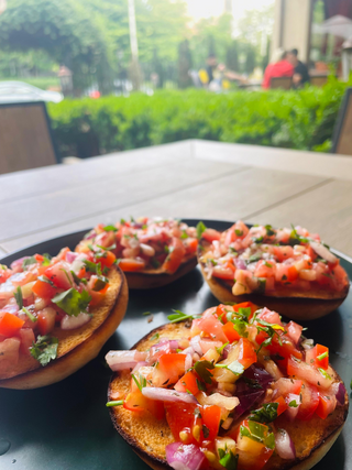 BRUSCHETTE CU TON (280g)