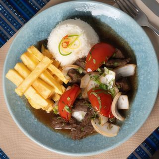 Lomo Saltado