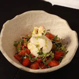 Ensalada de burrata