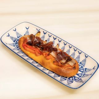 Coca De Pimientos Rojos Asados
