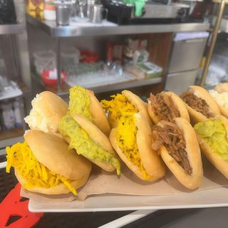 Ración para compartir Estilo Venezolano