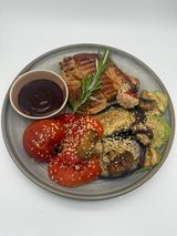 Steak de porc cu garnitură