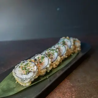 FUTOMAKI atún picante tempurizado