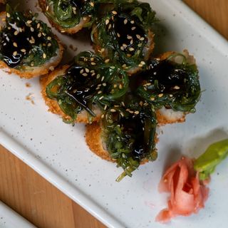 Uramaki En Tempura (8 uds.)