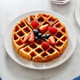 1 Гофрета със сладко от боровинки