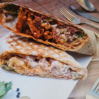 Tacos Mixtos Y Patatas Fritas