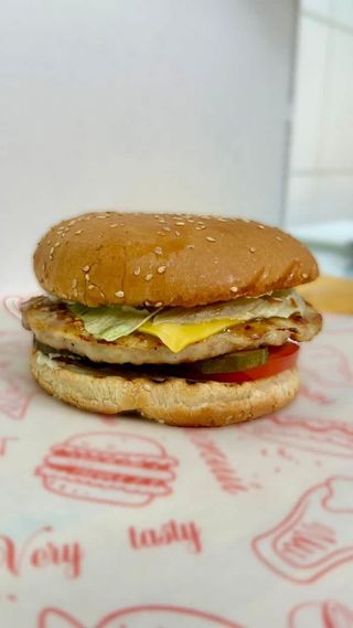 Чикен бургер