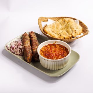 Gurmanski ćevap s prilogom