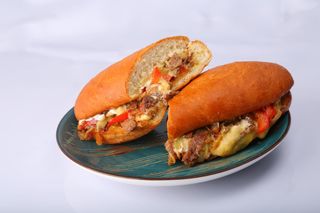 Чизстейк сэндвич (1 пор.)