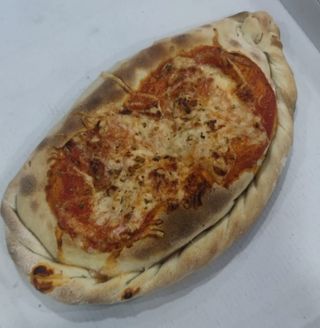 Pizza Calzone A Tú Gusto (30 Cm.)