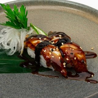 105-Nigiri de Anguila