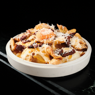 Patatas carbonara (ración)