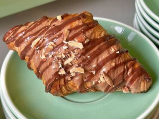 Круасан шоколад-Baileys (90g)