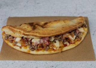 Pizza Couverte Salami