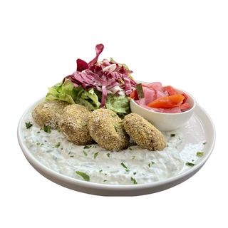 Falafel salad