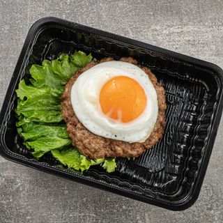 Бифштекс с яйцом 