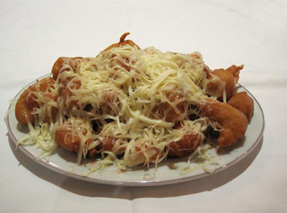 171. Пиле с кашкавал