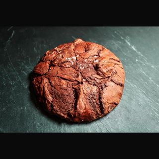 Brownie cookie cu fulgi de sare GASTRO