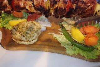 Пилешки шишлък