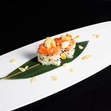 Gunkan soy spicy salmon